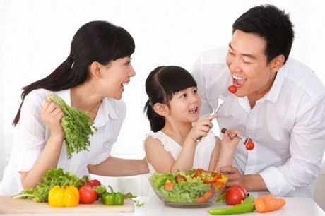 Ăn nhiều rau xanh sẽ giúp trẻ tăng sức đề kháng