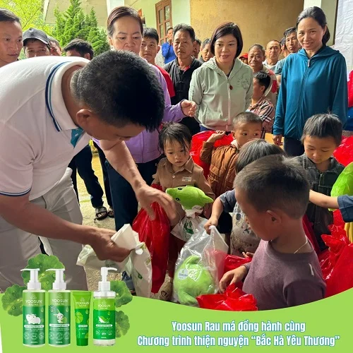 Chương trình thiện nguyện tại Bắc Hà nhãn hàng Yoosun Rau má