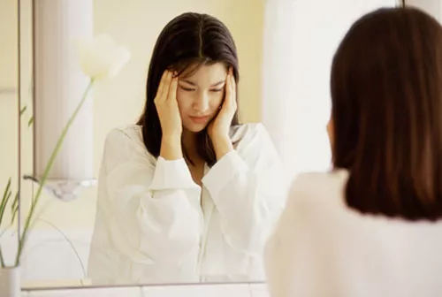 Lưu thông máu kém sẽ khiến hầu hết phụ nữ phải đối mặt với nhiều rắc rối trong cơ thể (Ảnh minh họa)