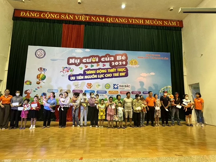 Đại Bắc miền trung làm từ thiện 